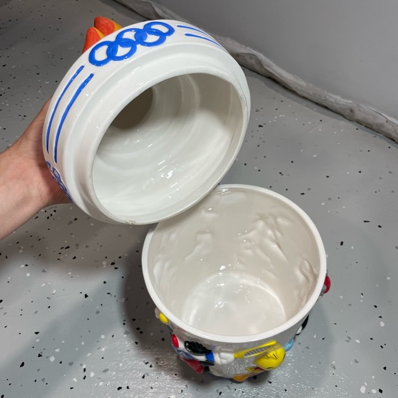 Vintage 1996 USA Olympics Looney Tunes Cookie Jar Warmer Bros. LIKE NEW - Picture 10 of 11